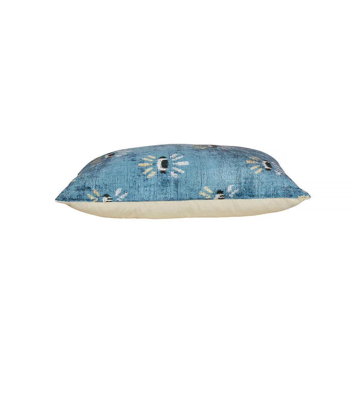 Zulta Cushion In Snowflake - Image 5